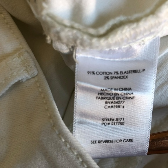 CAbi jeans soft white denim slim boyfriend fit size 16 - Picture 14 of 15